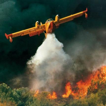 Μεγάλες πυρκαγιές στην Κρήτη λόγω των ισχυρών ανέμων