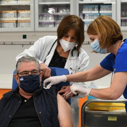 κουτσουμπας - εμβολιο