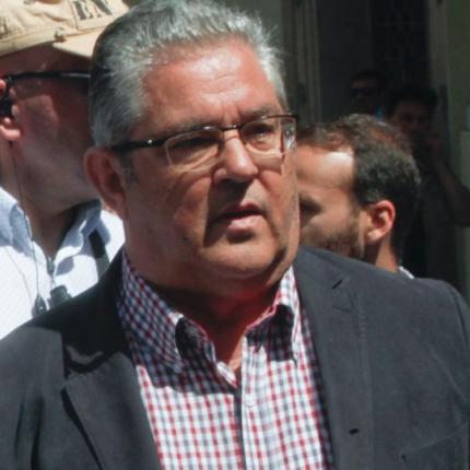 δημήτρης κουτσούμπας