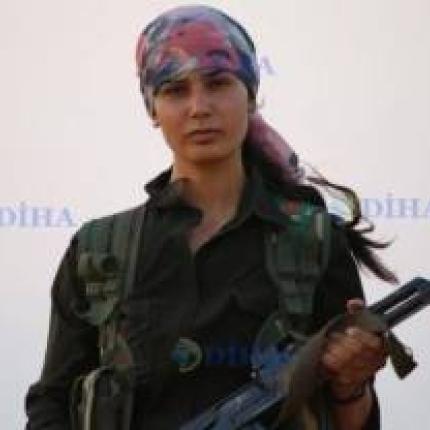 Πώς είναι να μάχεσαι τους Τζιχαντιστές - Η μαρτυρία του γιατρού από το Κομπάνι στο Ράδιο Κρήτη