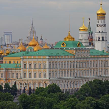  Δεν υπάρχει ακόμη απόφαση του Πούτιν για ανάπτυξη ρωσικών στρατευμάτων στην Κριμαία δηλώνει το Κρεμλίνο