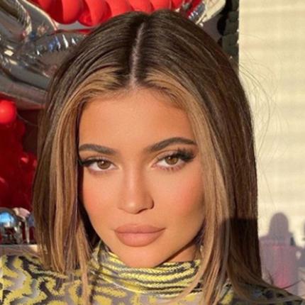 kylie-jenner-1t-t.jpg