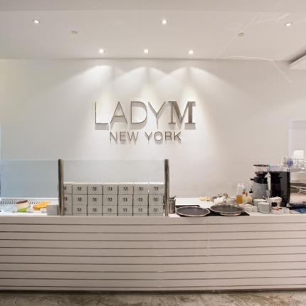 ladym.jpg