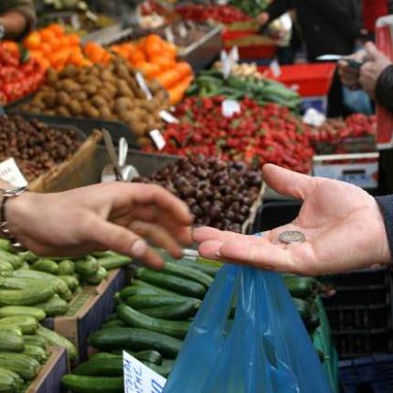 Ηράκλειο: Παράταση στην ανανέωση αδειών για τους πωλητές των λαϊκών αγορών