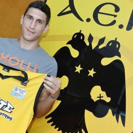 larentzakis.jpg