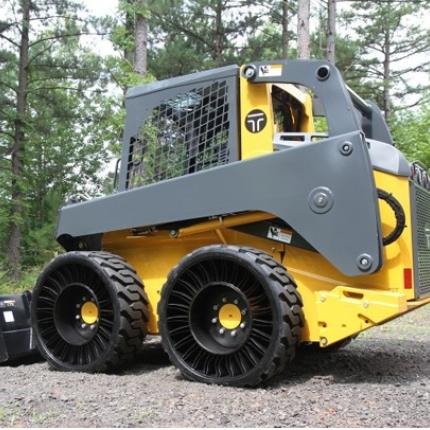 Το πρώτο εργοστάσιο που κατασκευάζει λάστιχα χωρίς ... αέρα