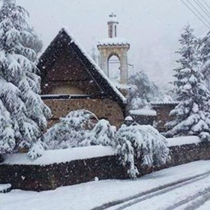 Χιόνια και τσουχτερό κρύο στην Κύπρο
