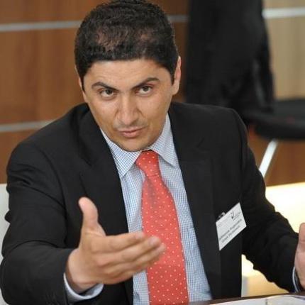 Λ. Αυγενάκης: " Όχι άλλο στον βούρκο και την αθλιότητα"