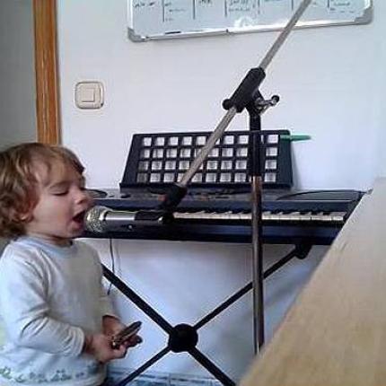 Ταλέντο από ... κούνια! (βίντεο)