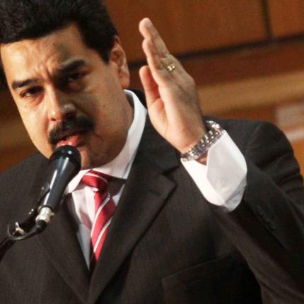 Βενεζουέλα: Περικοπές στον κρατικό προϋπολογισμό μετά την κατρακύλα των τιμών του πετρελαίου