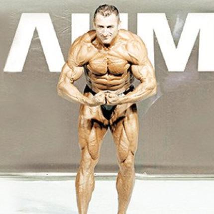 Τριαντάφυλλος Μαραγγός: Ο bodybuilder και φρουρός στην Αρχιεπισκοπή Αθηνών