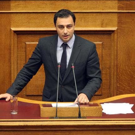 Ο Μάξιμος Σενετάκης για τη νέα κυβέρνηση