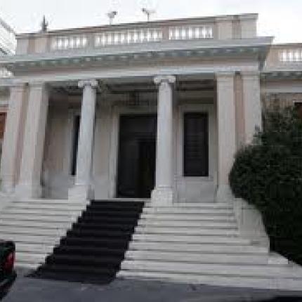 Δεν έδωσε η κυβέρνηση τις αυξήσεις στη ΔΕΗ, λέει το Μαξίμου