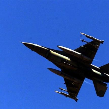maxitiko-aeroskafos-f16-fotografia-arxeiou.jpg