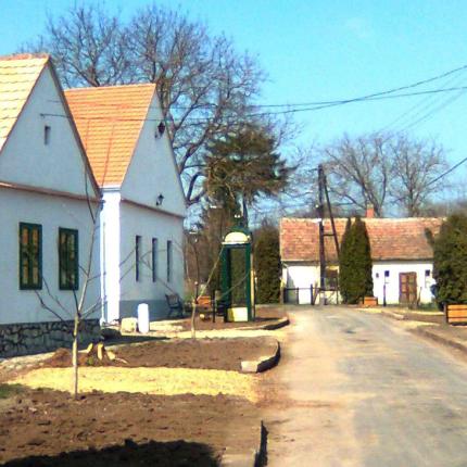 Δήμαρχος νοικιάζει το... χωριό του στην Ουγγαρία