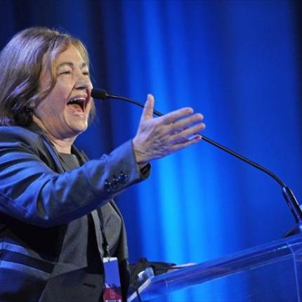 Δεν κατέθεσε στεφάνι στην Καισαριανή η νομπελίστρια Μαγκουάιρ