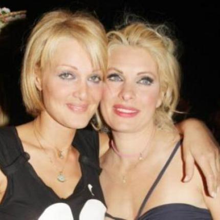 menegaki_theodoridoy_mazi_stin_kriti_simera_445263_b_h_633_451.jpg