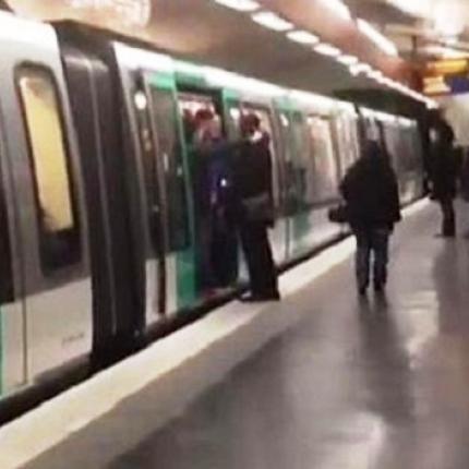Έδωσε στις Αρχές τα στοιχεία τριών οπαδών η Τσέλσι