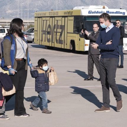 μητσοτάκης αεροδρόμιο πρόσφυγες