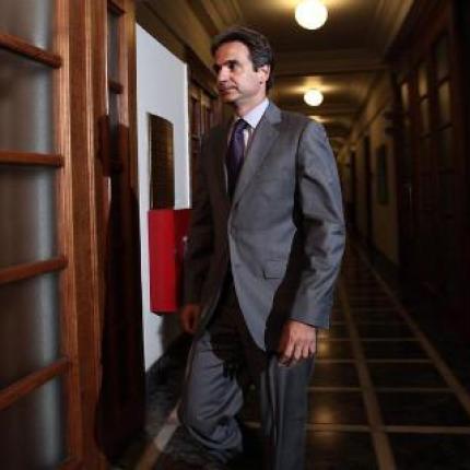Μητσοτάκης σε Βαρουφακη: Οι διακρατικές σχέσεις δεν είναι παρτίδα μπιρίμπας!