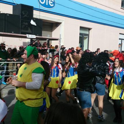 Σε εξέλιξη το καρναβάλι στο Ρέθυμνο (φωτό)