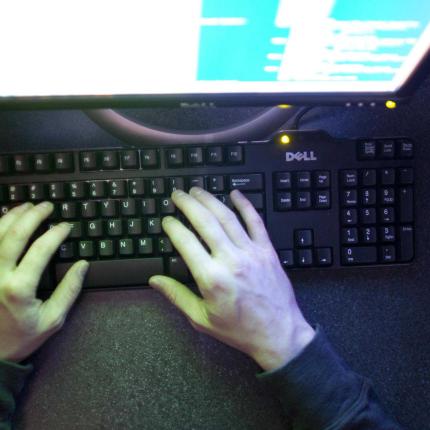 Το FBI επικηρύσσει Ρώσο χάκερ για 3 εκ. δολάρια!