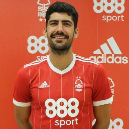 mpoyhalakis_2.jpg