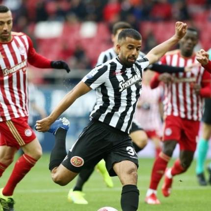 nampi-olympiakos-fasi-karaiskaki.jpg