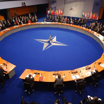 nato-stroggylo-trapezi_0_0.jpg
