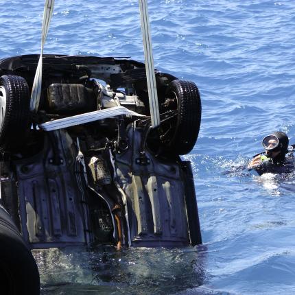 αυτοκίνητο λιμάνι