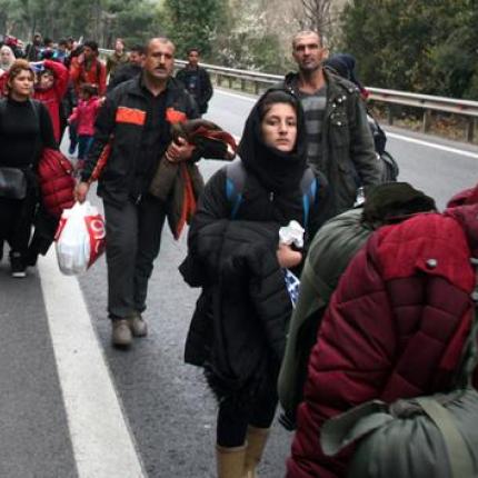 προσφυγες,μεταναστες