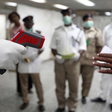 Τέλος η επιδημία του ιού Εμπολα στη Νιγηρία