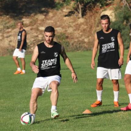 nikolopoulos1.jpg