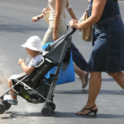 νταντάδες γειτονιάς