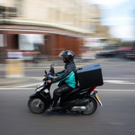 ντελιβεράς