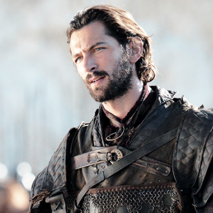 Ο Daario του «Game of Thrones» ποζάρει πιο σέξι από ποτέ!