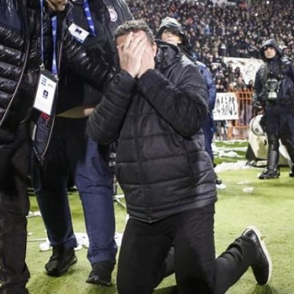 προπονητής ολυμπιακού