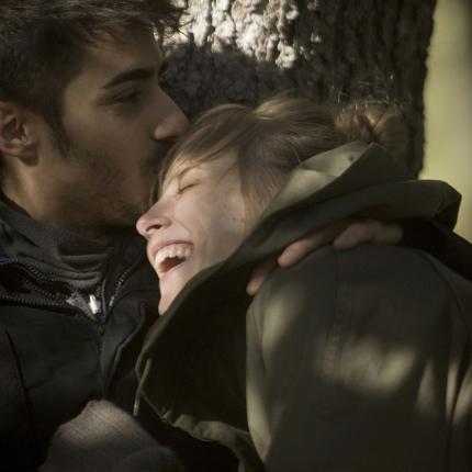omorfi_nioti_hermosa_juventud_cinema_kinimatografos_tainies_2015.jpg