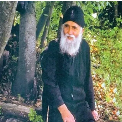 Θρονιάζεται ο πρώτος ναός του Άγιου Παΐσιου