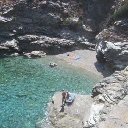 paralia_agia_pelagia.jpg