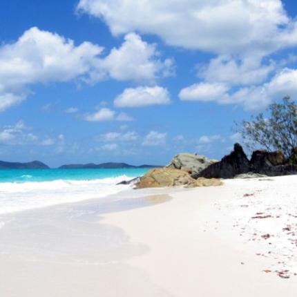 Πτώμα βρέφους βρήκαν παιδιά που έπαιζαν στην άμμο, σε παραλία της Αυστραλίας