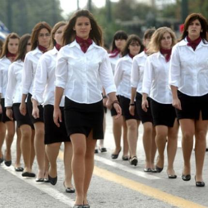 Η φωτογραφία από τη παρέλαση του Ηρακλείου που κάνει θραύση!