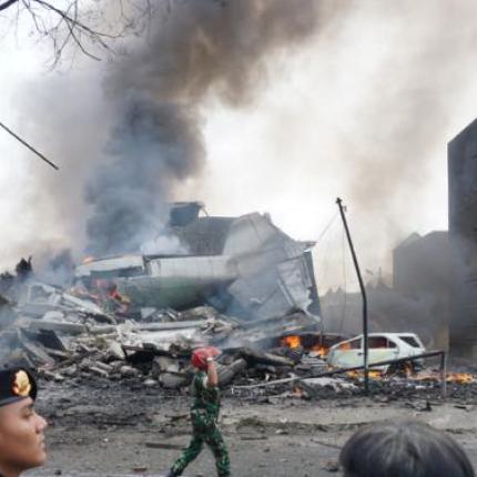 military aircraft crashes.jpg
