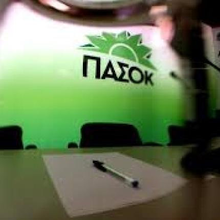 ΠΑΣΟΚ: Η κυβέρνηση βάζει &quot;χέρι&quot; στα διαθέσιμα των αγροτών