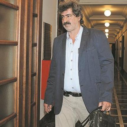 παύλος πολάκης