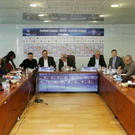 Football League: «Ας πέσουν όσοι θέλουν, θα ανέβουν τρεις»