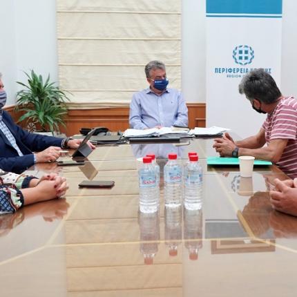περιφερειάρχης αγρότες ιεράπετρας