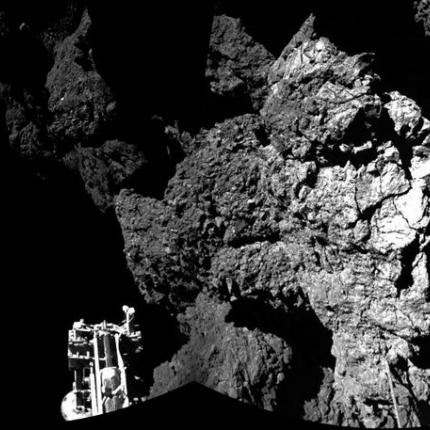 Το Philae &quot;μύρισε&quot; οργανικά μόρια στην επιφάνεια του κομήτη