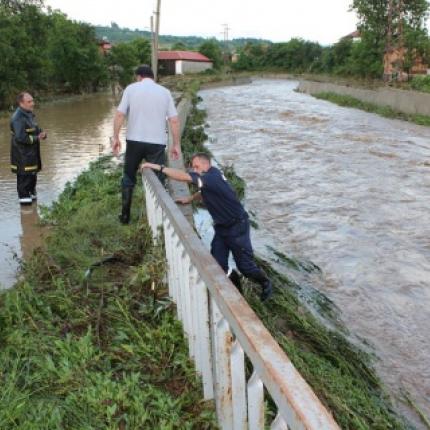 Βουλγαρία: Μία γυναίκα έχασε τη ζωή της και ο γιος της αγνοείται 
