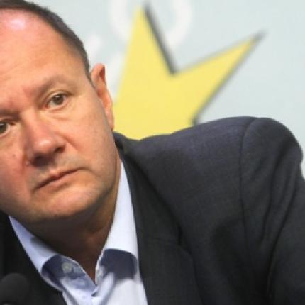 Βουλγαρία: Ο Μιχαϊλ Μίκοφ νέος πρόεδρος του Σοσιαλιστικού Κόμματος